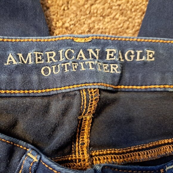 American Eagle Super Super Stretch Jegging Crop/Capri Jeans - Picture 5 of 9